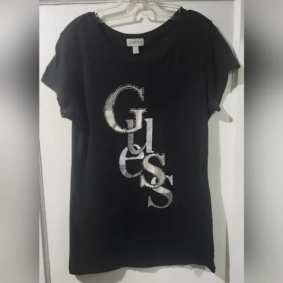 Guess Women's Black Tee with White Graphic - Picture 1 of 3